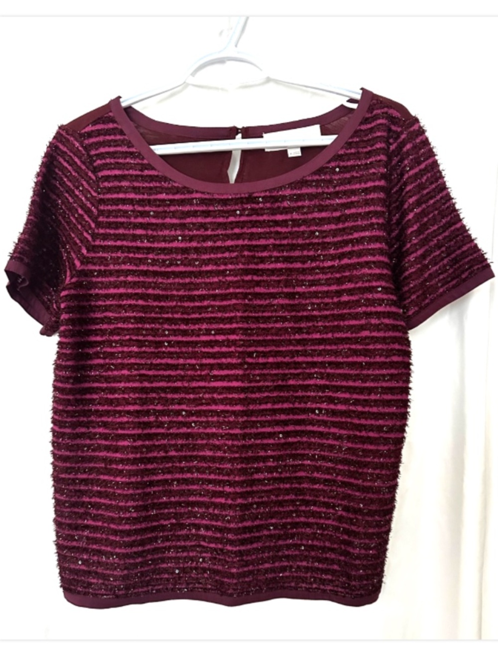 LOFT  Tinsel Women’s Sz Medium Garnet Deep Wine Color Top Feminine Eye- Catching